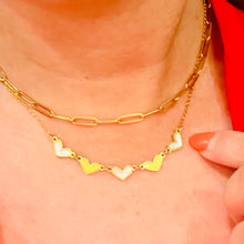 Load image into Gallery viewer, Five Love Shell Heart Necklace