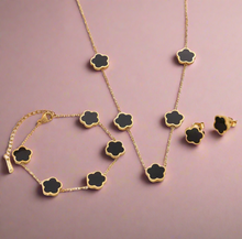 Load image into Gallery viewer, Five Leave Clover Flower Necklace, Bracelet & Earrings Set