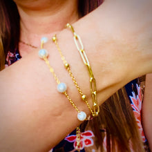 Load image into Gallery viewer, Pearl Double-Layer Bracelet