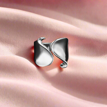 Load image into Gallery viewer, Double Wave Ring