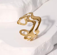 Load image into Gallery viewer, Double Pointy Wave Ring