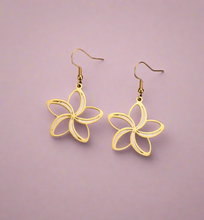 Load image into Gallery viewer, Five Petal Flower Necklace & Earrings Set
