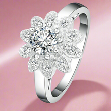 Load image into Gallery viewer, Sunflower Zircon Ring