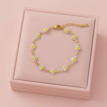 Load image into Gallery viewer, Daisy Flower Necklace & Bracelet Set