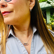 Load image into Gallery viewer, Interlocking Heart Necklace