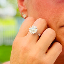 Load image into Gallery viewer, Pearl Anti Stress/Anti Anxiety Fidget Spinner Ring