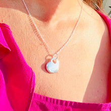 Load image into Gallery viewer, Solid Punch-out Heart Necklace