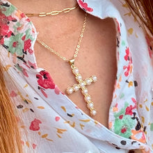 Load image into Gallery viewer, Pearl Cross Necklace
