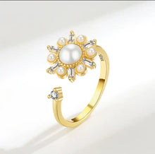 Load image into Gallery viewer, Pearl Anti Stress/Anti Anxiety Fidget Spinner Ring