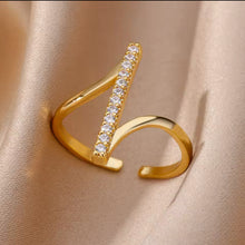 Load image into Gallery viewer, Zircon Line Ring