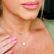 Load image into Gallery viewer, Round Shimmer Necklace