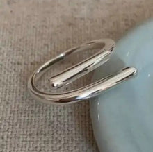 Load image into Gallery viewer, Thick Double Line Ring