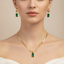 Load image into Gallery viewer, Emerald Green Necklace & Earrings Set