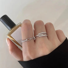 Load image into Gallery viewer, Three Zircon Line Ring