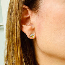 Load image into Gallery viewer, Bee & Daisy Stud Earrings