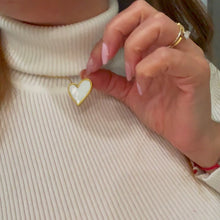 Load and play video in Gallery viewer, Love Heart Shell Necklace