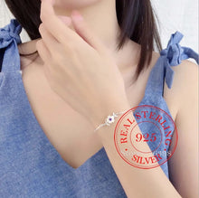 Load image into Gallery viewer, Cherry Blossom Flower Bracelet