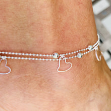 Load image into Gallery viewer, Hollow Dangling Hearts Anklet