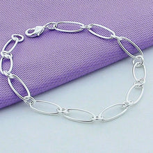 Load image into Gallery viewer, Round Paperclip Bracelet