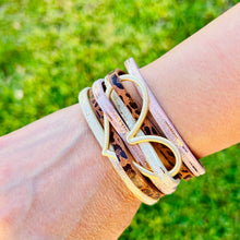 Load image into Gallery viewer, Leather Big Heart Bracelet