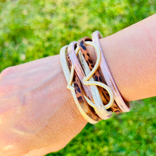 Load image into Gallery viewer, Leather Big Heart Bracelet