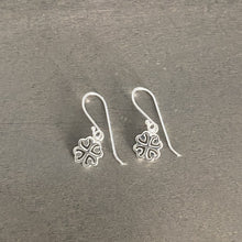 Load image into Gallery viewer, Silver Clover Earrings