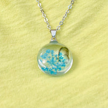 Load image into Gallery viewer, Round Glass Butterfly Pendant Necklace