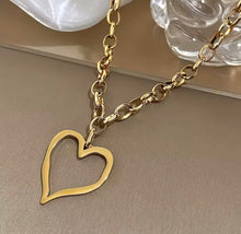 Load image into Gallery viewer, Heart Cable Necklace
