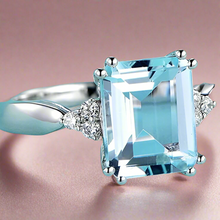 Load image into Gallery viewer, Aquamarine Ring
