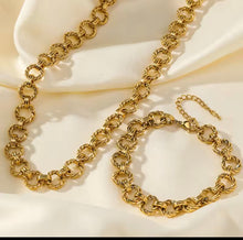 Load image into Gallery viewer, Round Twisted Link Chain Necklace &amp; Bracelet Set
