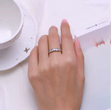 Load image into Gallery viewer, Up&amp;Down Heart Ring
