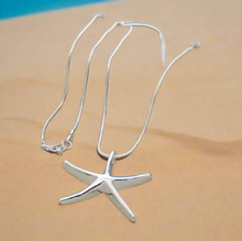 Load image into Gallery viewer, Large Starfish Necklace
