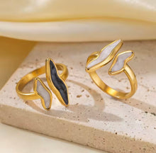 Load image into Gallery viewer, Double Wave Glaze Open Ring
