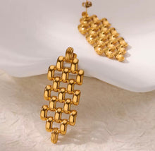 Load image into Gallery viewer, Hollow Beads Link Cascade Earrings
