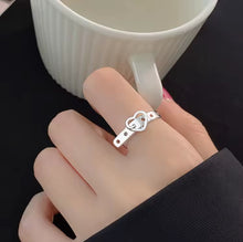 Load image into Gallery viewer, Heart Belt Ring
