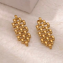 Load image into Gallery viewer, Hollow Beads Link Cascade Earrings
