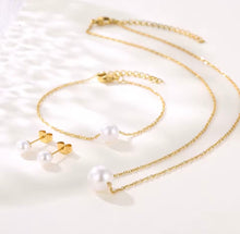 Load image into Gallery viewer, Pearl Necklace, Bracelet and Earrings Set
