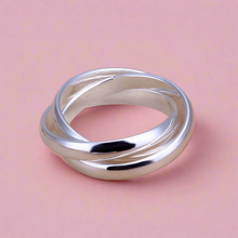 Load image into Gallery viewer, 3 Intertwined Fidget Silver Ring
