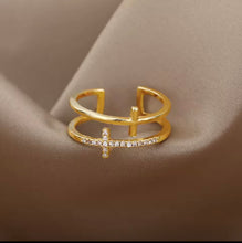 Load image into Gallery viewer, Double Cross Zircon Ring

