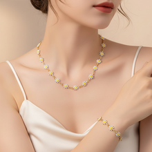 Load image into Gallery viewer, Daisy Flower Necklace &amp; Bracelet Set
