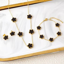 Load image into Gallery viewer, Five Leave Clover Flower Necklace, Bracelet &amp; Earrings Set
