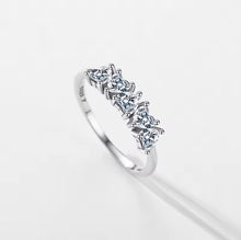 Load image into Gallery viewer, Up&amp;Down Heart Ring
