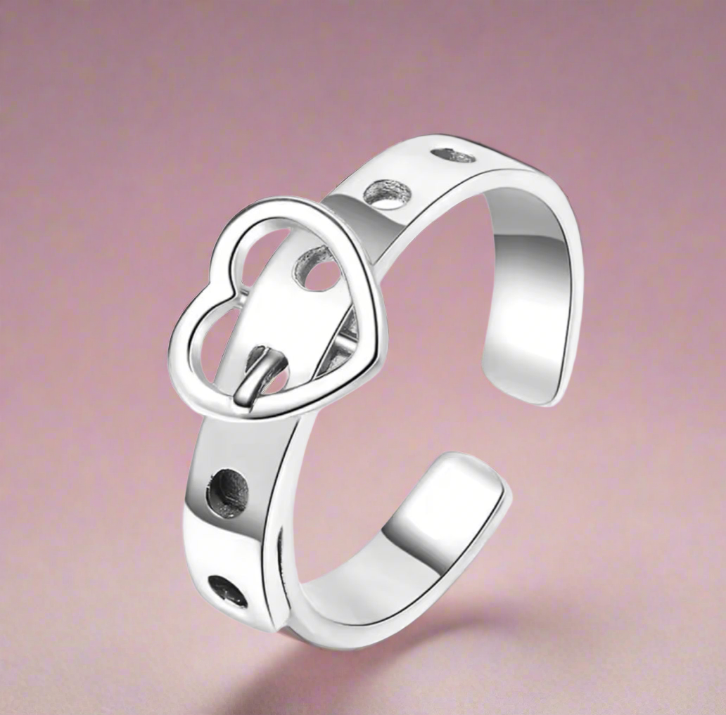 Heart Belt Ring