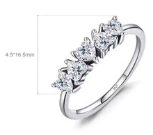 Load image into Gallery viewer, Up&amp;Down Heart Ring
