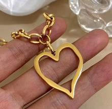 Load image into Gallery viewer, Heart Cable Necklace
