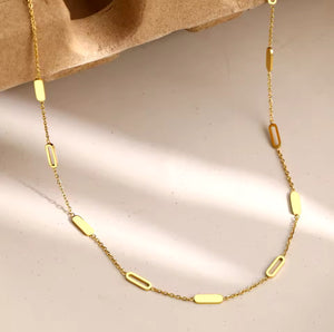 Rectangular Solid and Hollow Necklace