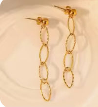 Load image into Gallery viewer, Dangling Oval Earrings
