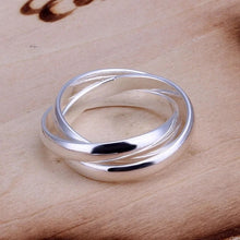 Load image into Gallery viewer, 3 Intertwined Fidget Silver Ring
