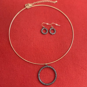 Round Metal Ring Pendant Choker Necklace & Earring Set