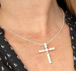 Intertwine Cross Pendent & Necklace